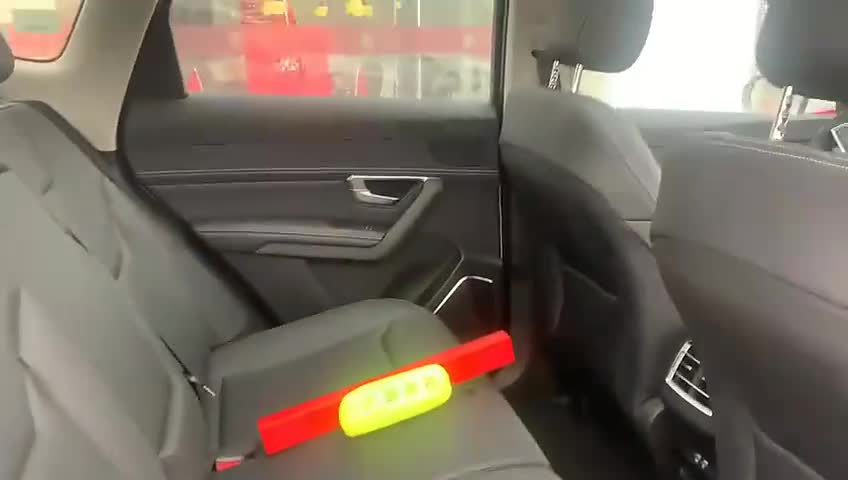 宋Pro空间怎么样？车主实拍值得一