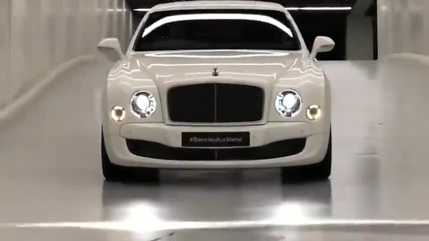 新款宾利MulsanneSpeed进口版，网友：看着就是买不起的？