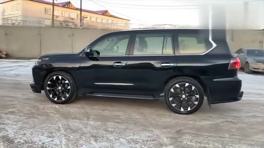实拍雷克萨斯LX570感受下