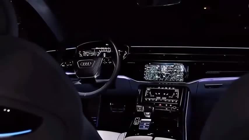 奥迪s8，你会对它不心动吗？