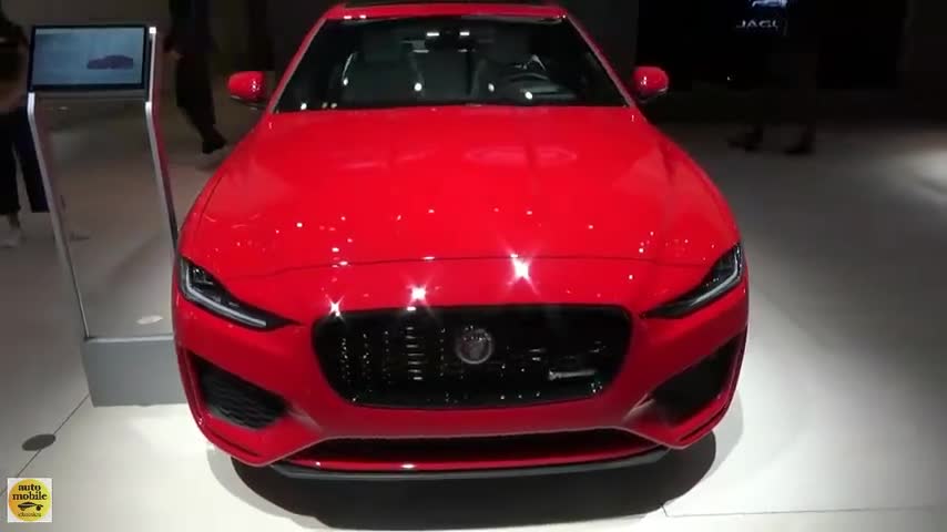 新车展示，实拍2020款捷豹XEHSE版，这颜值太帅了！