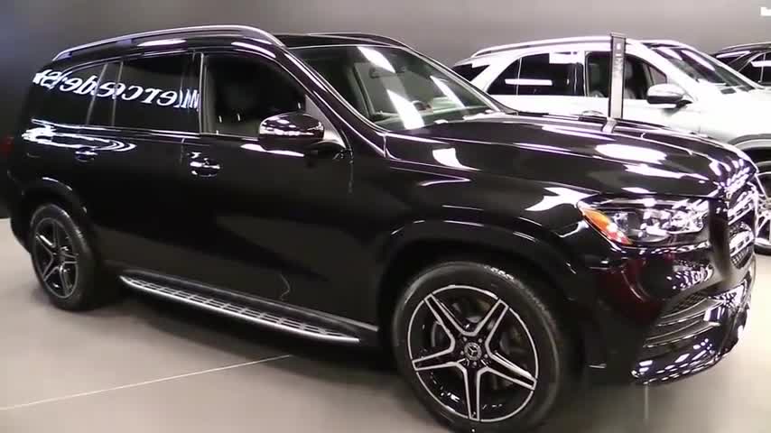 新车展示，实拍2020款奔驰GLS4504Matic，这空间真不赖！