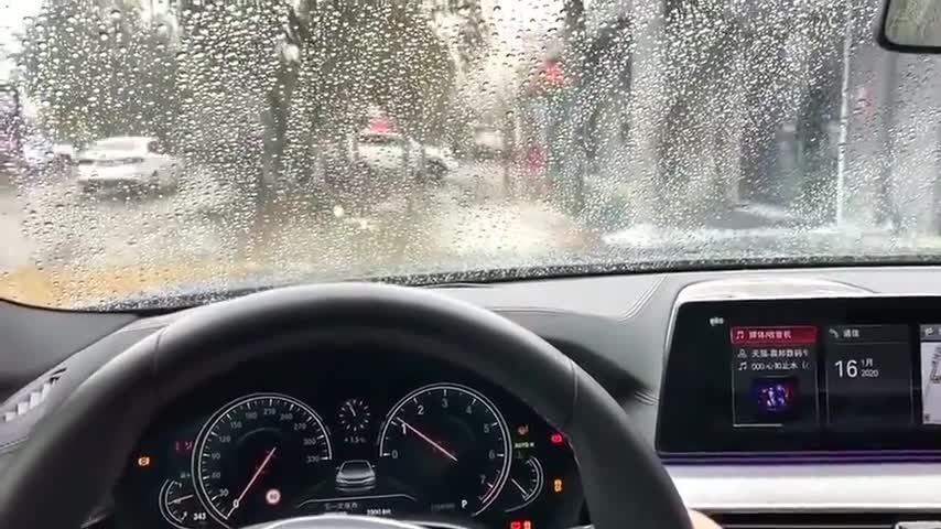 一个的和全新顶配帕萨特，我该怎