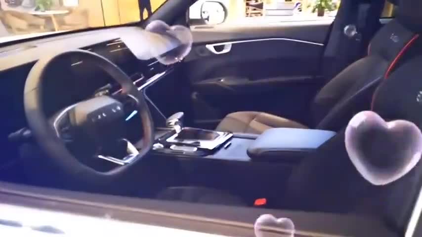 手机车联网智能轿跑新宝骏C-6