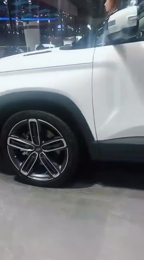 吉利ICON亮相广州车展