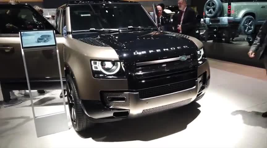 2020款全新路虎卫士展示，外观和内饰实拍