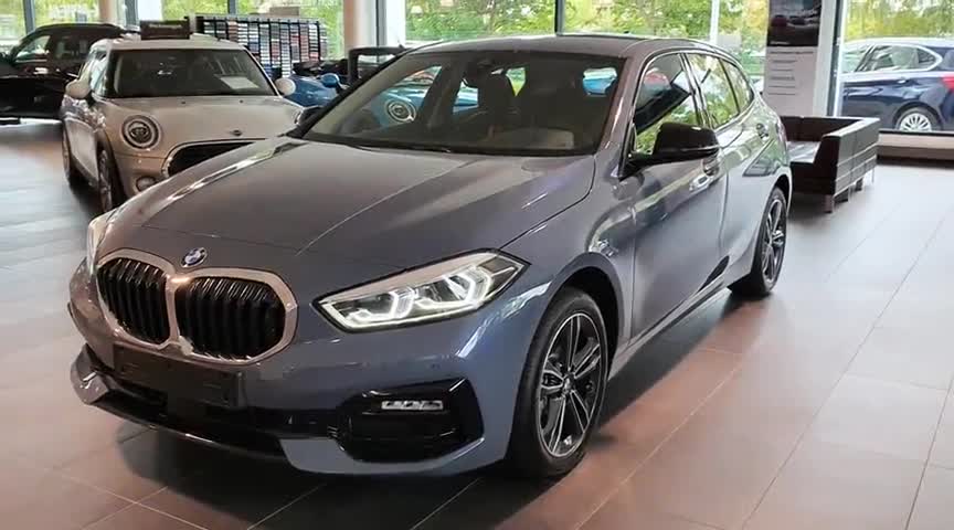 2020款宝马1系116d，外观和内饰实拍