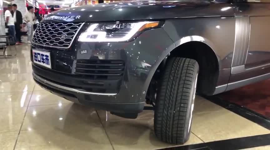 高端越野车实拍鉴赏路虎揽胜行政版