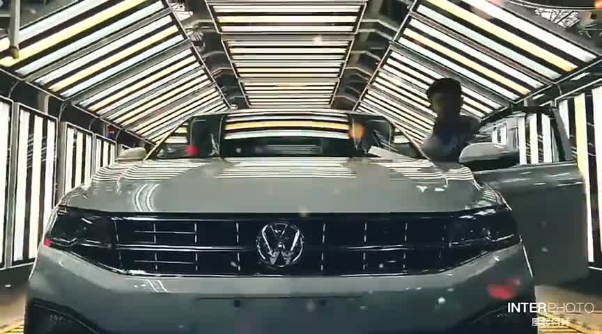 家乡人开的一汽大众全新一代宝来