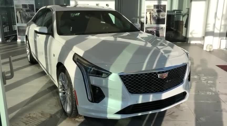 新车展示，2020款凯迪拉克CT6