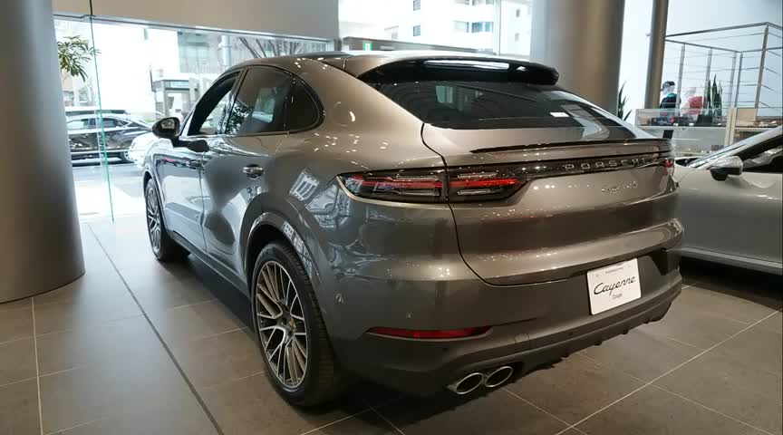 新车展示，2020款保时捷卡宴COUPE，质感爆棚，不要太羡慕！