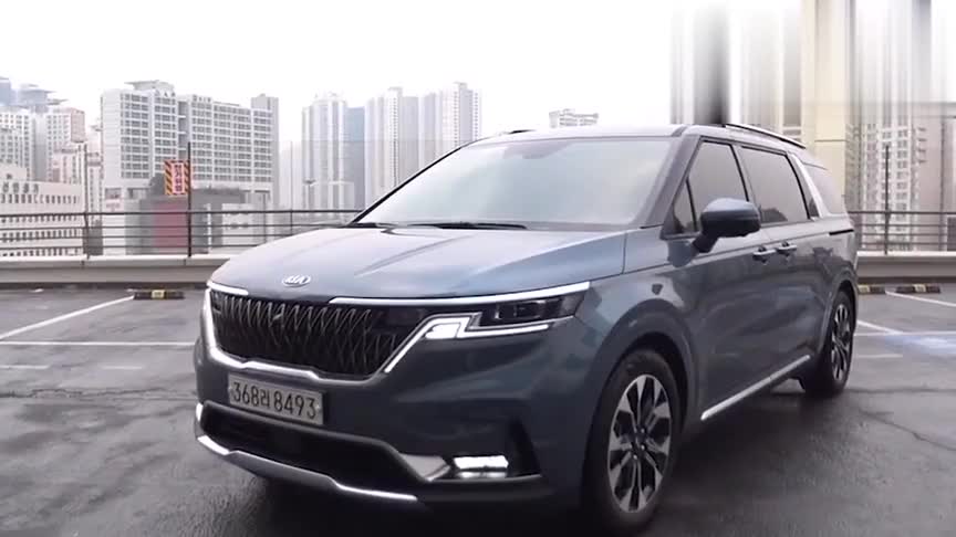 2021款起亚嘉华实拍展示，七座大空间，放倒座椅那刻还想啥GL8