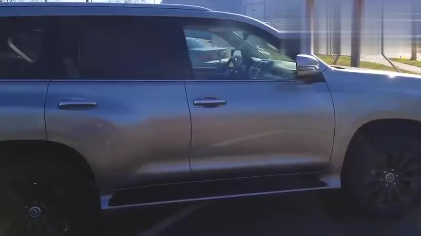 2021款雷克萨斯GX460六座版实拍，颜值高空间大，还想着宝马X5吗