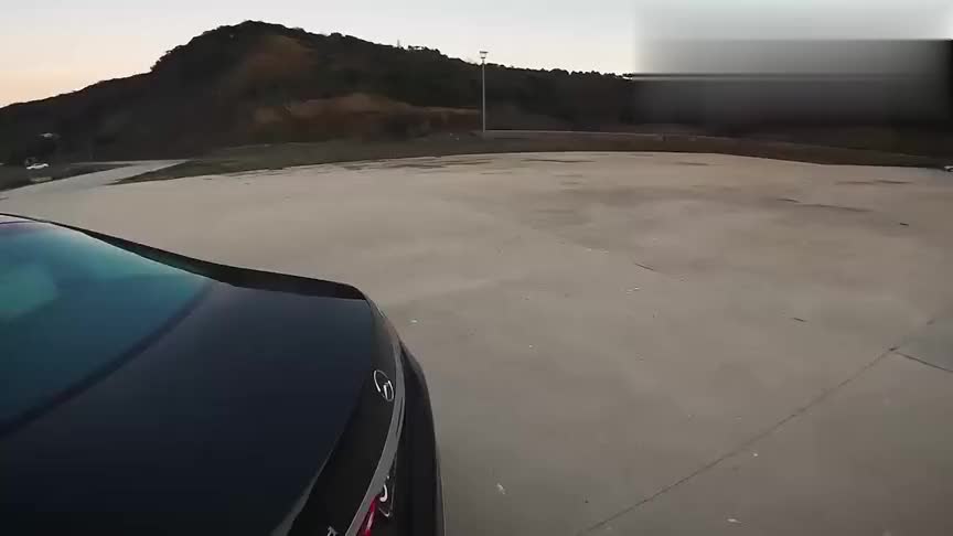 高清实拍2021款奔驰S400，拿到钥匙坐进后排，才是霸气的开始