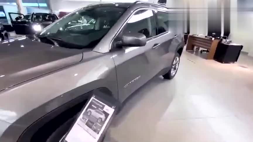 JEEP指南者实拍，全方位了解外观与内饰