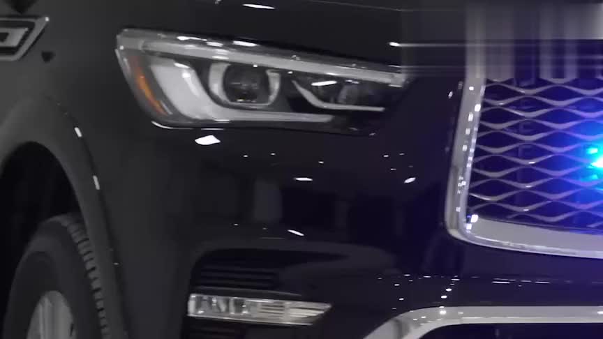 2021款英菲尼迪QX80实拍，有这颜值和内饰，我忘记了LX570