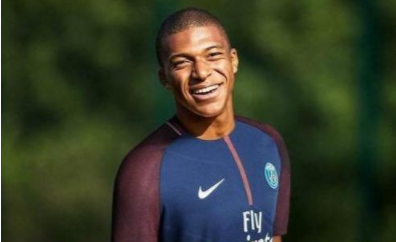 足球运动员实力排行_爱运动,爱足球——东风运动健儿们.(体育组)