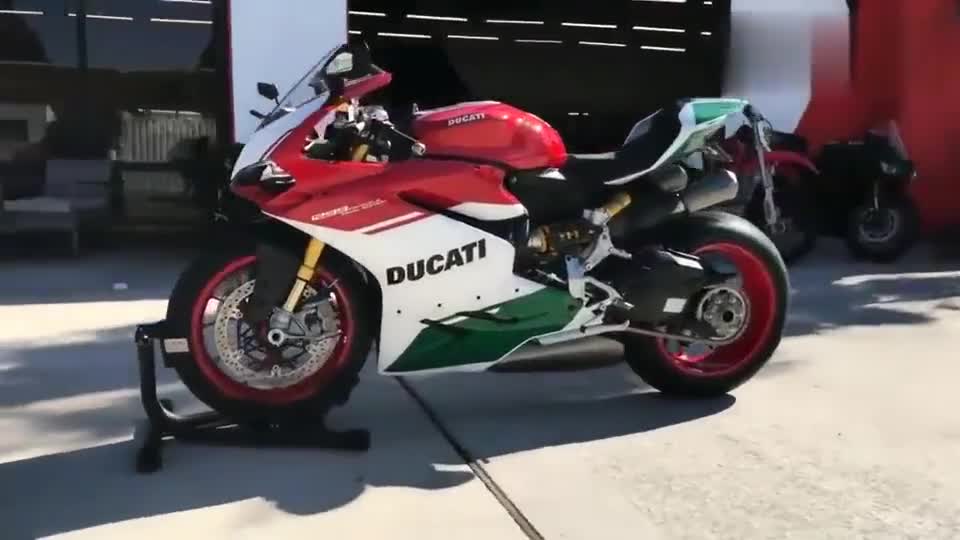 杜卡迪Panigale1299实车展示，颜值爆表！