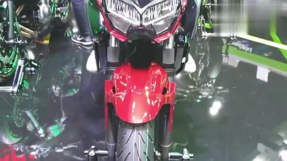川崎新车型Z400ABS实车展示，值得等待吗