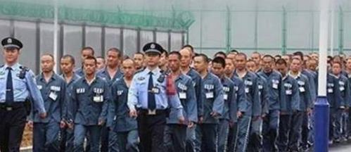 被判"无期徒刑"的人,每天在监狱里做什么?说了你可能不信