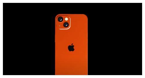 橙色从视频中可以看到,新 iphone 带有"橙色"外壳的模型,据传这是