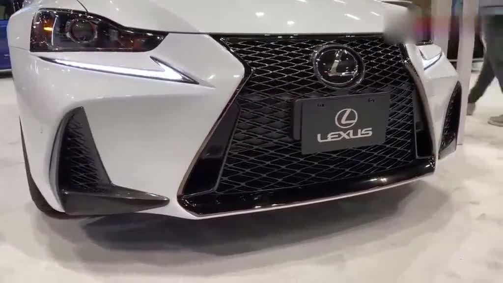 实拍雷克萨斯IS350FSport