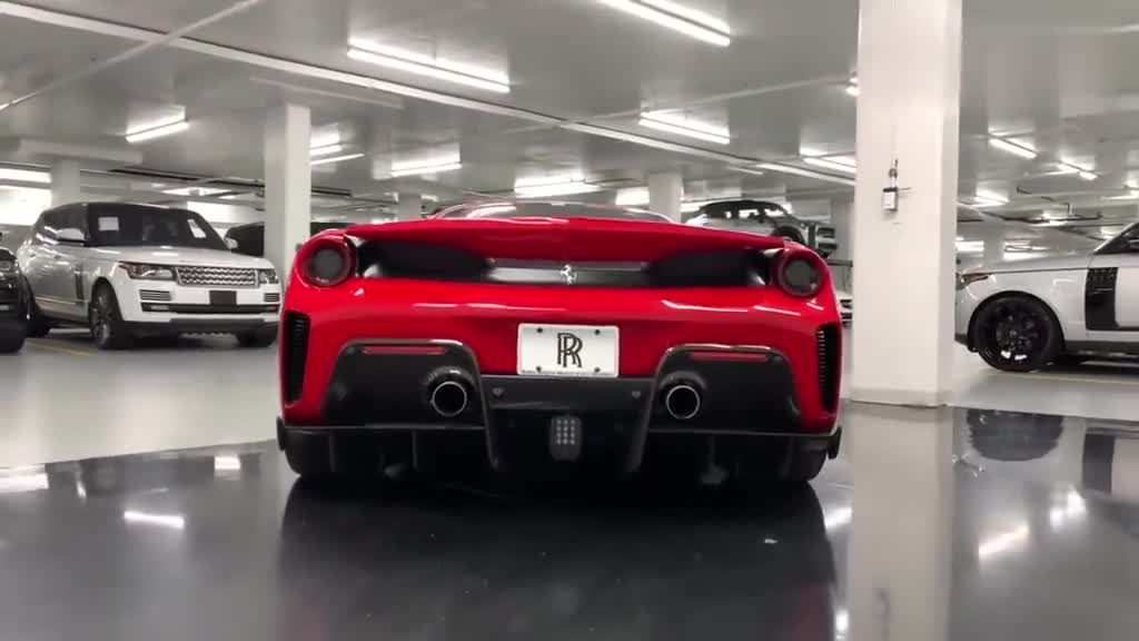 静态实拍法拉利488Pista超跑