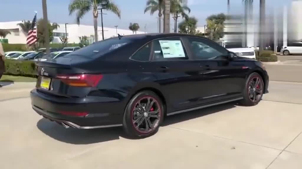 实拍新款大众速腾GLI