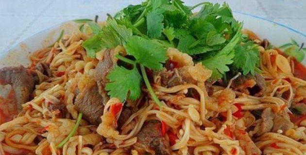 美食推荐:肥牛金针菇、番茄炒菜花、清炒荷兰豆、贵妃鸡翅的做法