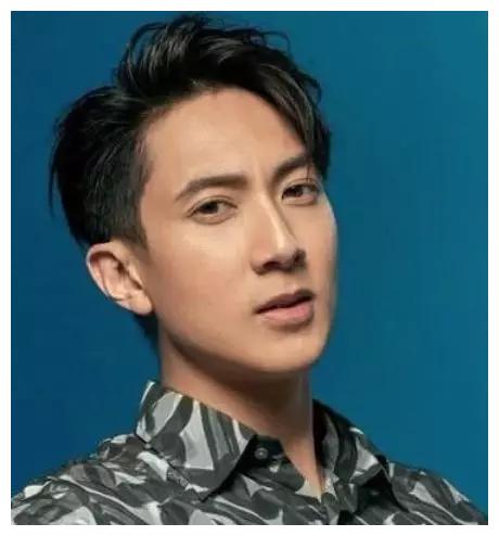 文莱王子吴尊携妻上综艺,晒豪宅、秀恩爱被曝隐婚人设崩塌