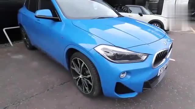 宝马X2实拍展示不输GLA让Q3吃不消