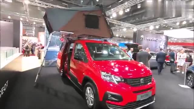 实拍标致休旅车，空间出色，车顶带帐篷，不要太喜欢！