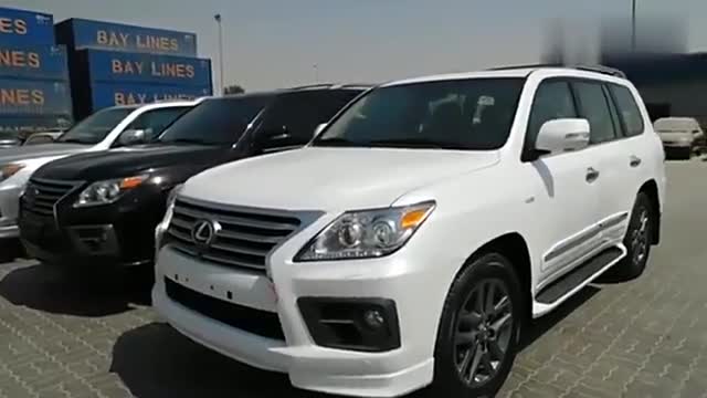 港口实拍雷克萨斯LX570！这颜值还可以吧