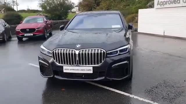 可算见到实车了，2021款全新宝马7系，有这颜值不要太喜欢了！