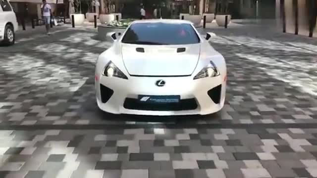 少见的日系超跑，实拍雷克萨斯LFA