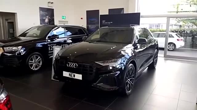 2019款奥迪Q8到店实拍，近距离看到实车，才知道有多帅气