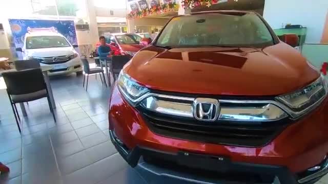 终于到店了！抢先实拍2020款本田CRV，近距离体验下啥叫改变