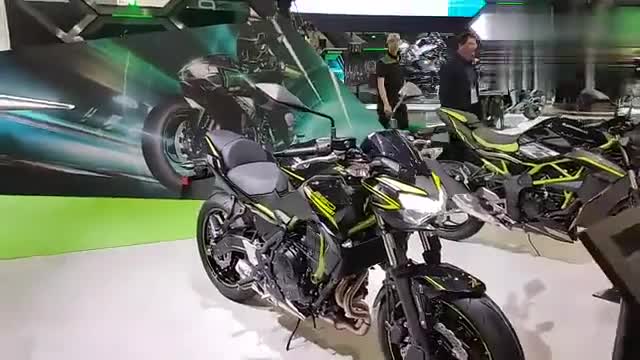 车展现场,实拍川崎全新Z650,颜值提