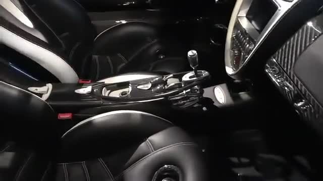 海外超跑实拍欣赏，帕加尼HuayraBC