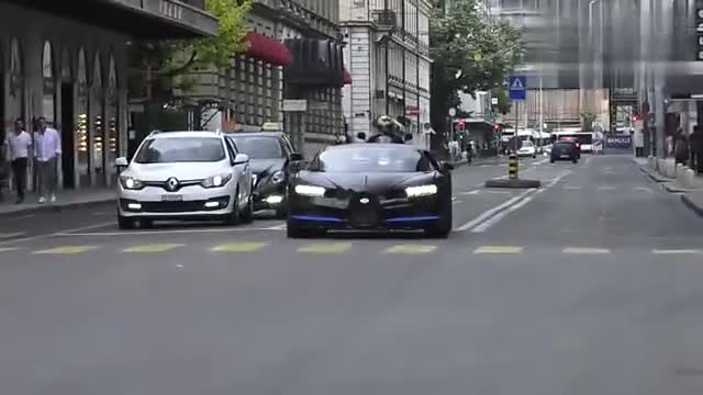 实拍布加迪Chiron出街，简直是行走