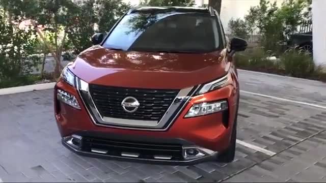 总算见到了，2021款日产奇骏实拍，外观真不赖，给个不买的理由