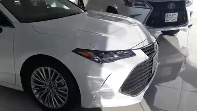 新车到店，2021款丰田亚洲龙展示，看到实车那刻，才知道有多心动