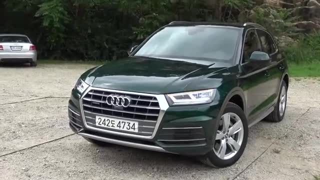 高清实拍2020款奥迪Q5，按下钥匙开启后备箱，才是心动的开始