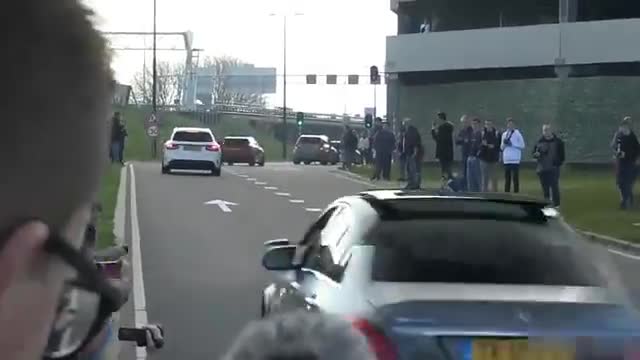 呆萌保时捷改装车街头实拍，可爱