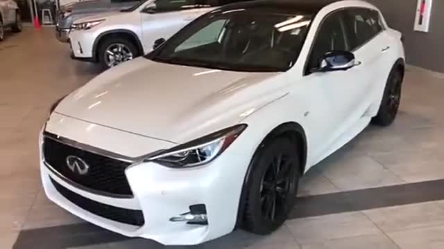 17款英菲尼迪QX30 S实拍，看完外观内饰后，感觉依旧时尚