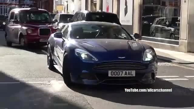 国外街道实拍魅力十足的跑车不