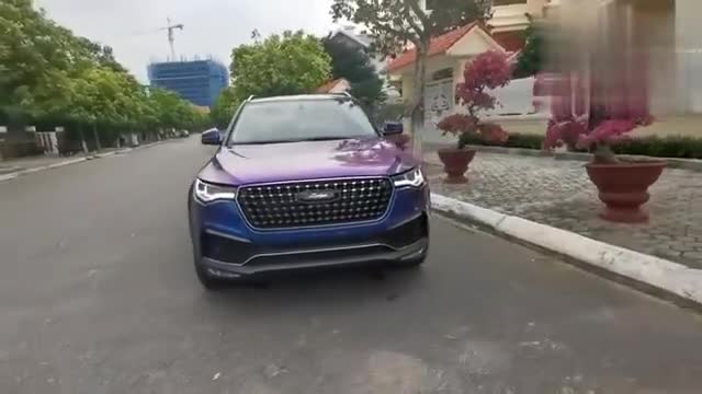 大气赛路虎颜值真不赖，实拍众泰T7