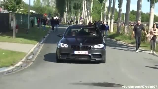 国外实拍改装车游街展示，别致外