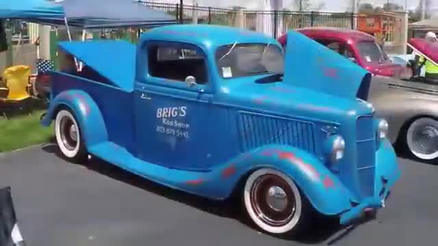 国外实拍帅气的老爷车，你都认识