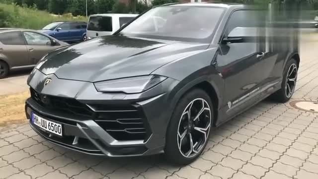 当超跑换上了SUV的外壳，实拍兰博